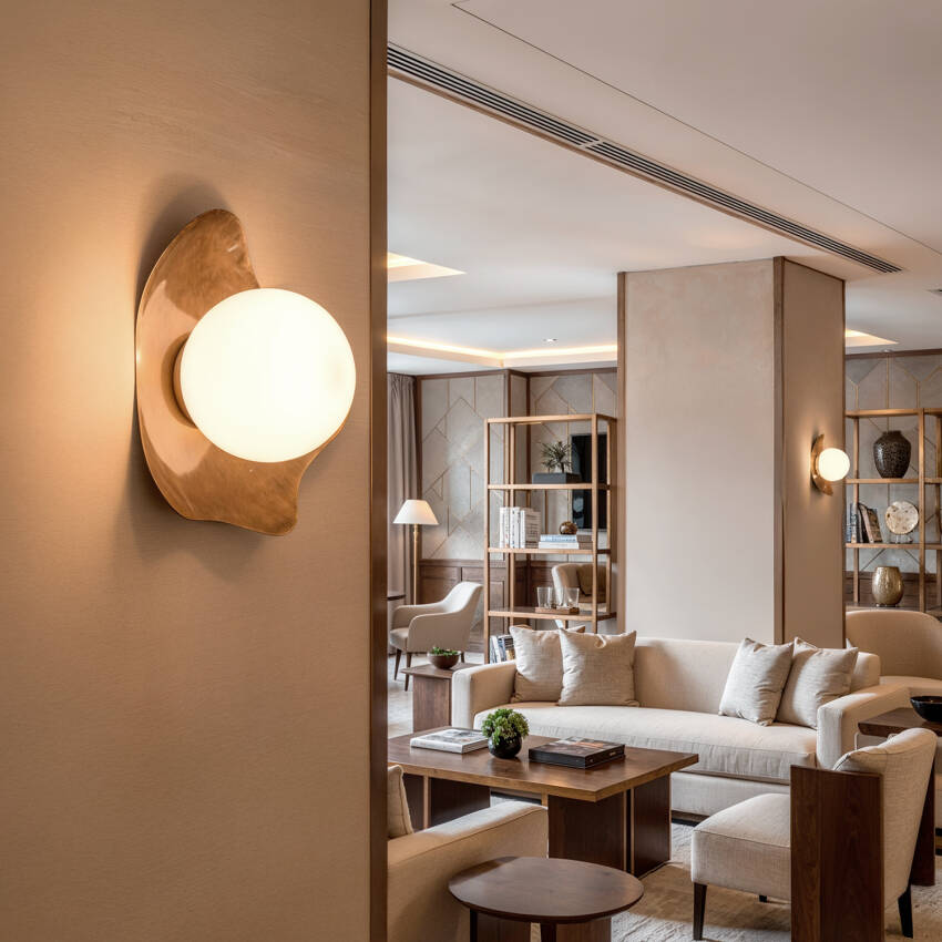 Ishan I Metal & Glass Wall Lamp ILUZZIA 