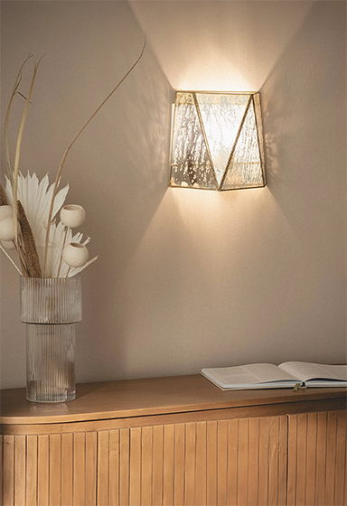 Wandkandelaars en lampen in art deco stijl