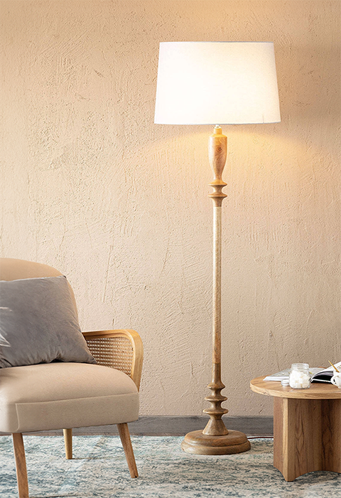 Stojací lampy v řemeslném stylu