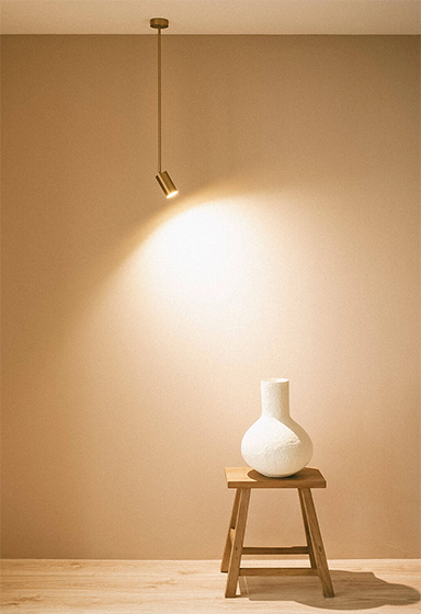 Lampy sufitowe w stylu minimalistycznym