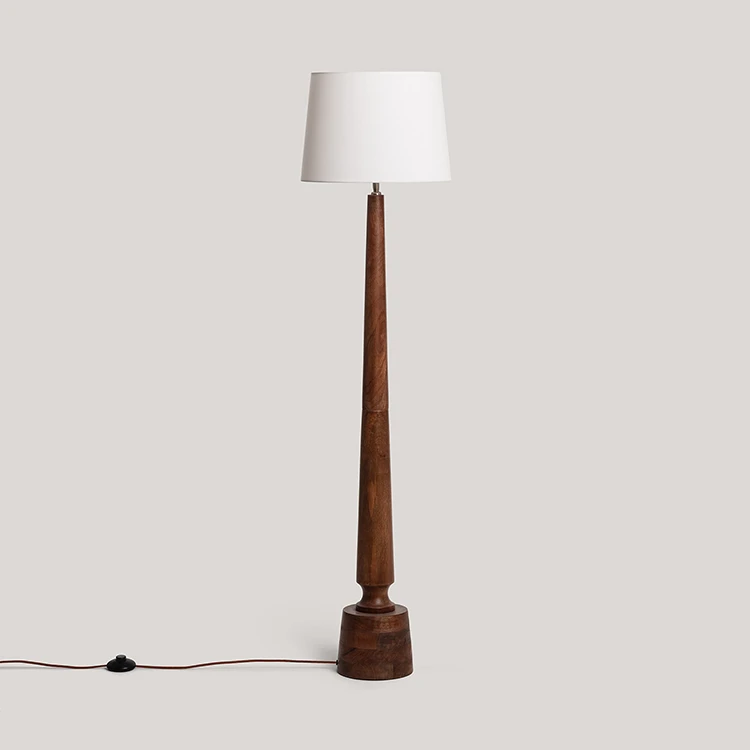 Lampada da terra Lampada da terra
