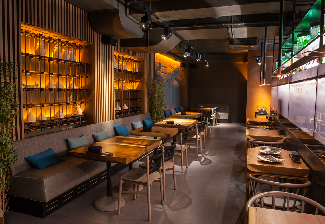 Filament Restaurant & bar lights