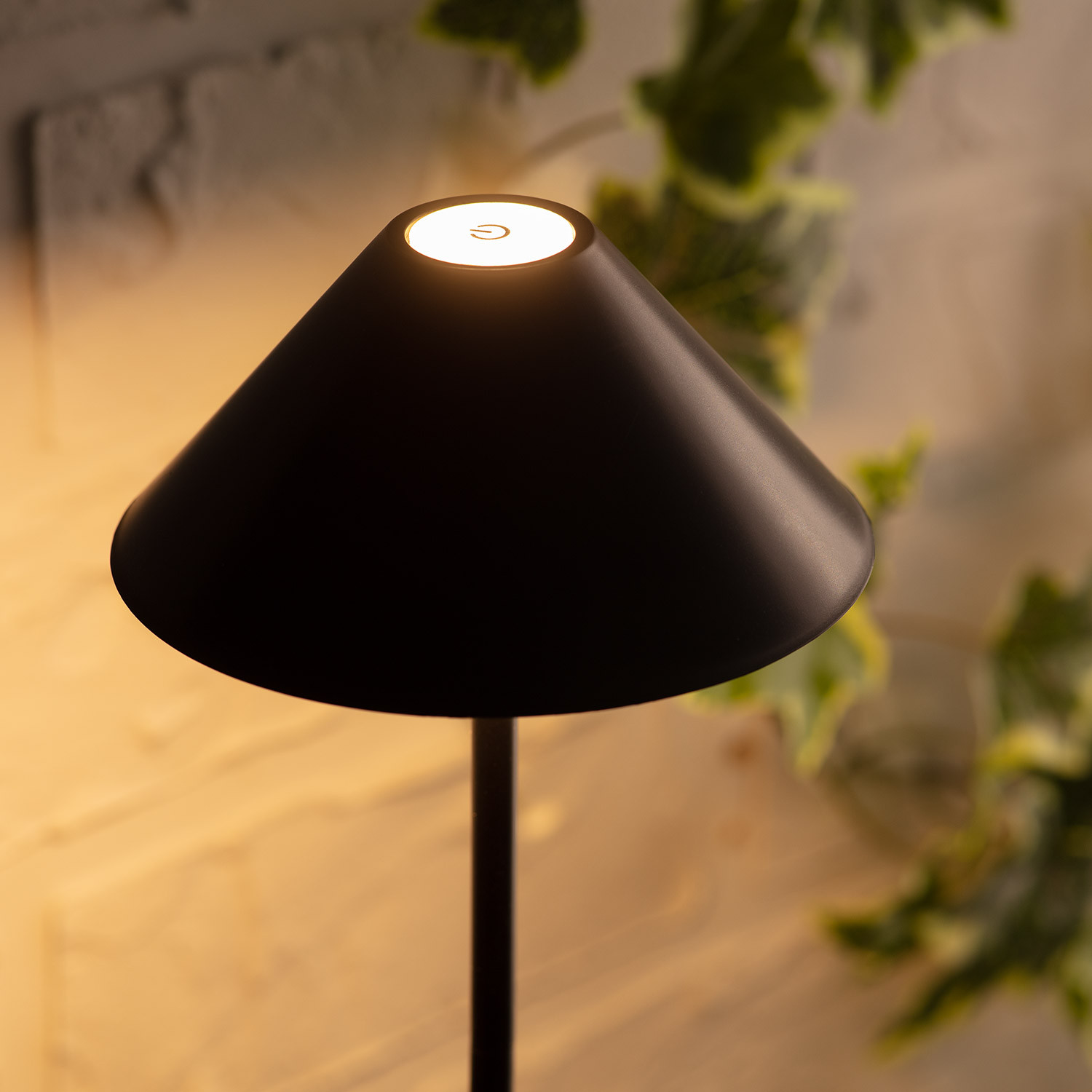 Lieve puree Sluimeren Tafellamp Kivuli Draagbaar LED 3W voor buiten met USB oplaadbare accu -  Ledkia