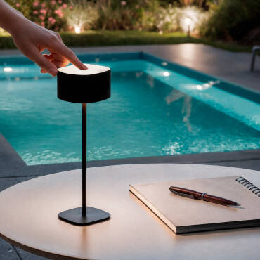 Product photography: Mounka 2W Portable Metal LED Table Lamp with USB Rechargeable Battery